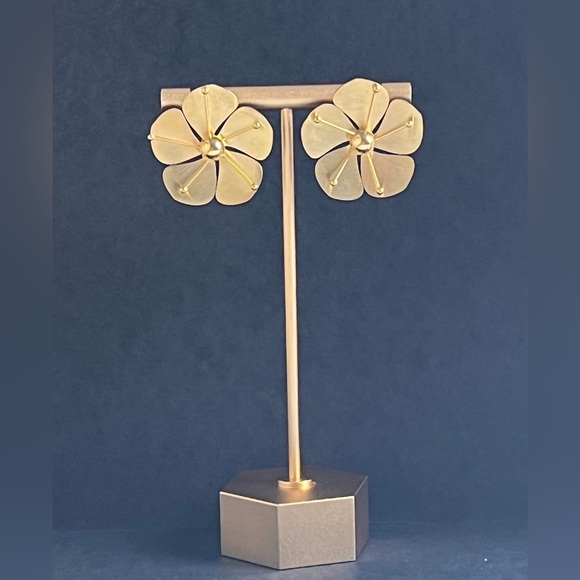 Large Gold Flower Stud Earrings - Elegant Floral Earrings - Floral Dangle Studs - Picture 4 of 5